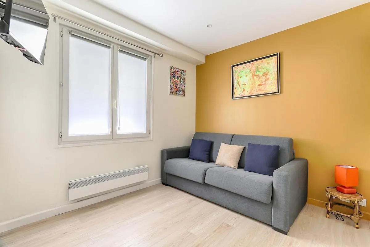 Bastille Republique Charming & Cosy Apartment 1Br Paris 0*,  Frankrig